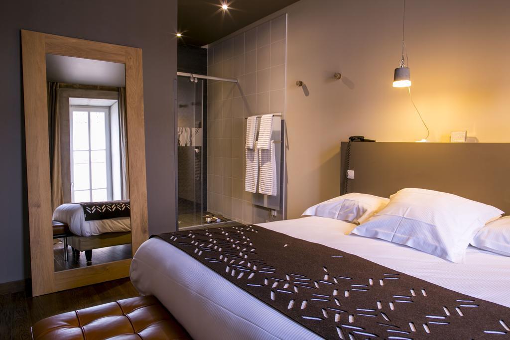Aux Terrasses Hotel Tournus Quarto foto